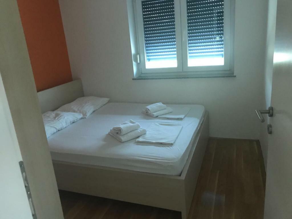 Apartment Nicole Novalja Bagian luar foto